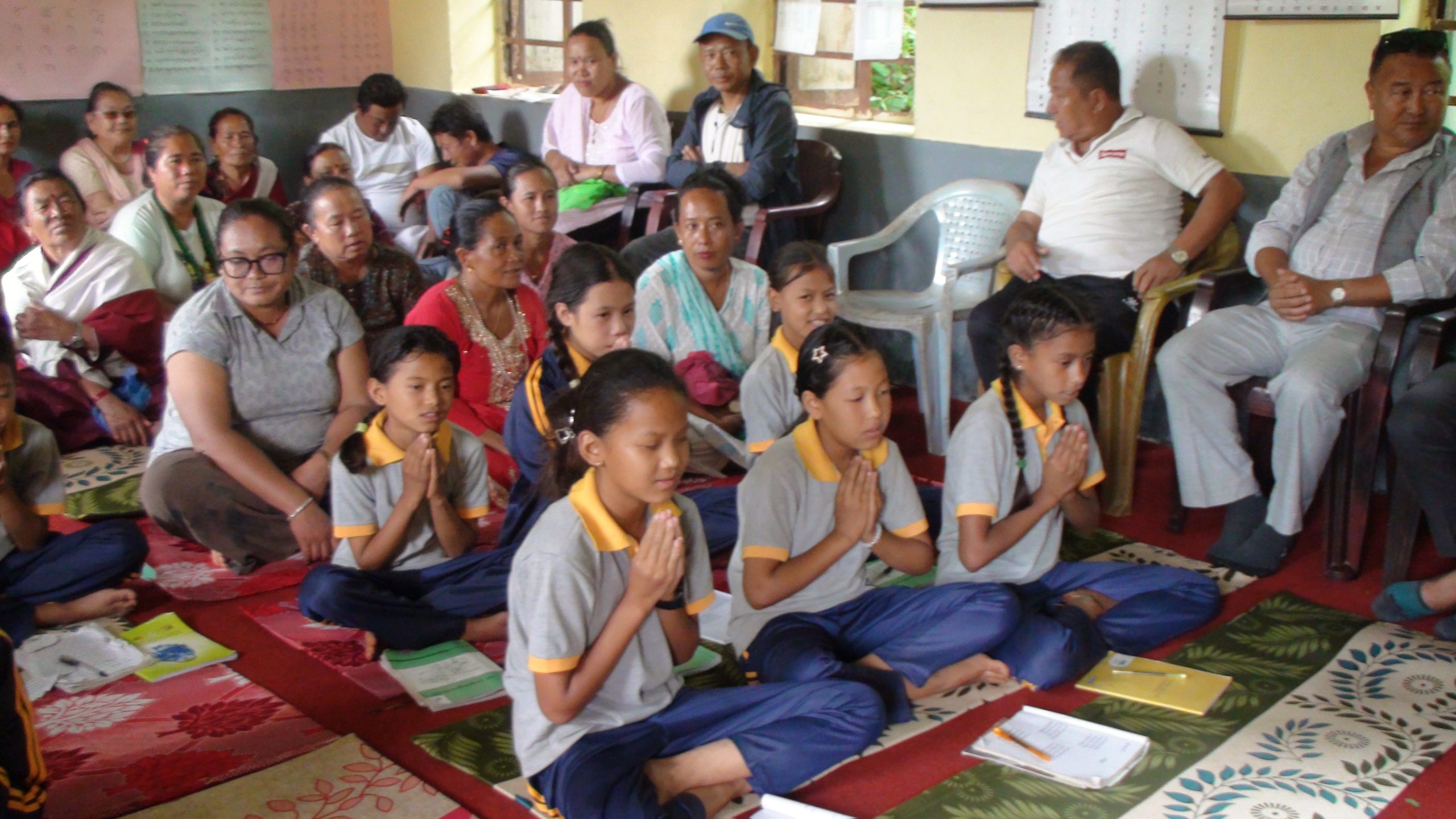 Pictures of teaching in the Tamang mother tongue Sambhota script since a few years ago at Sri Narayansthan Basic School located in Gimdi, Temal Rural Municipality, Ward No. 5, Kavre District.